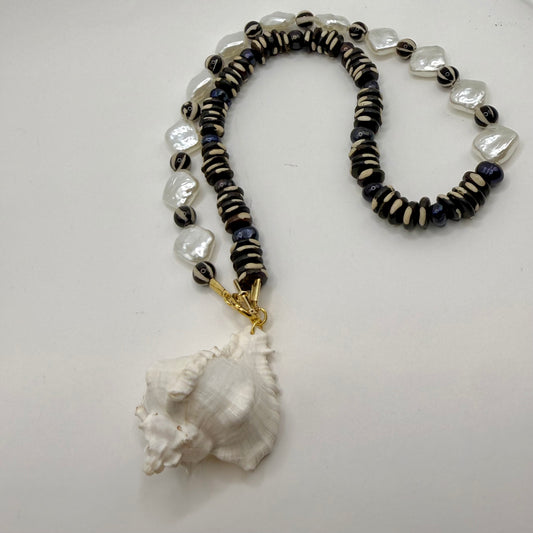 Rockstar on Vacay necklace